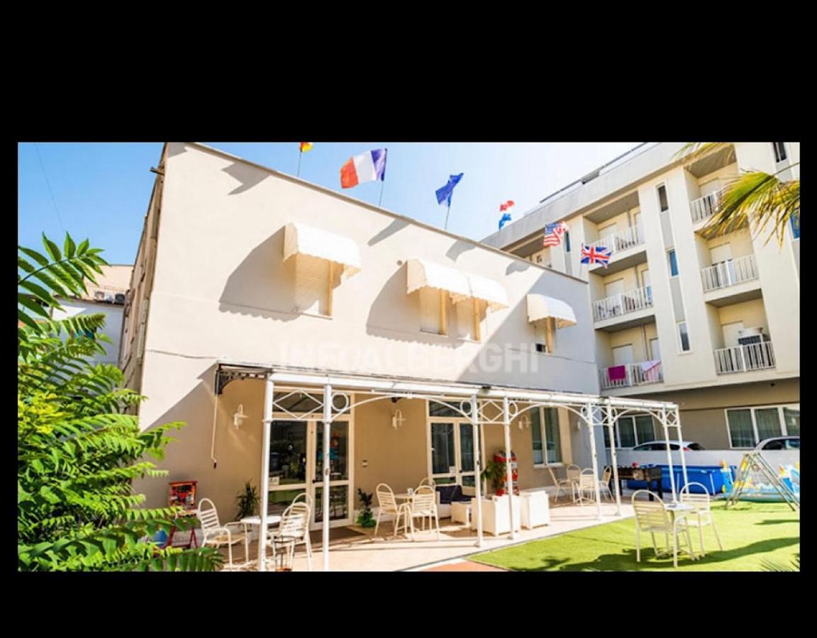 Hotel Silvana Beach Rimini Luaran gambar